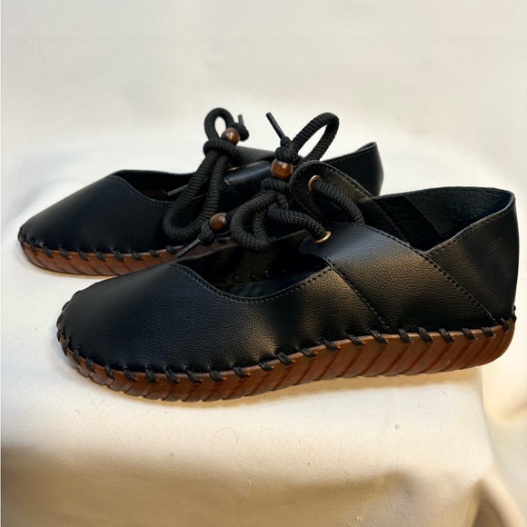 Black Leather Lace-Up Comfort Flats Whipstitch Sole Boho Casual Shoes - Picture 5 of 9